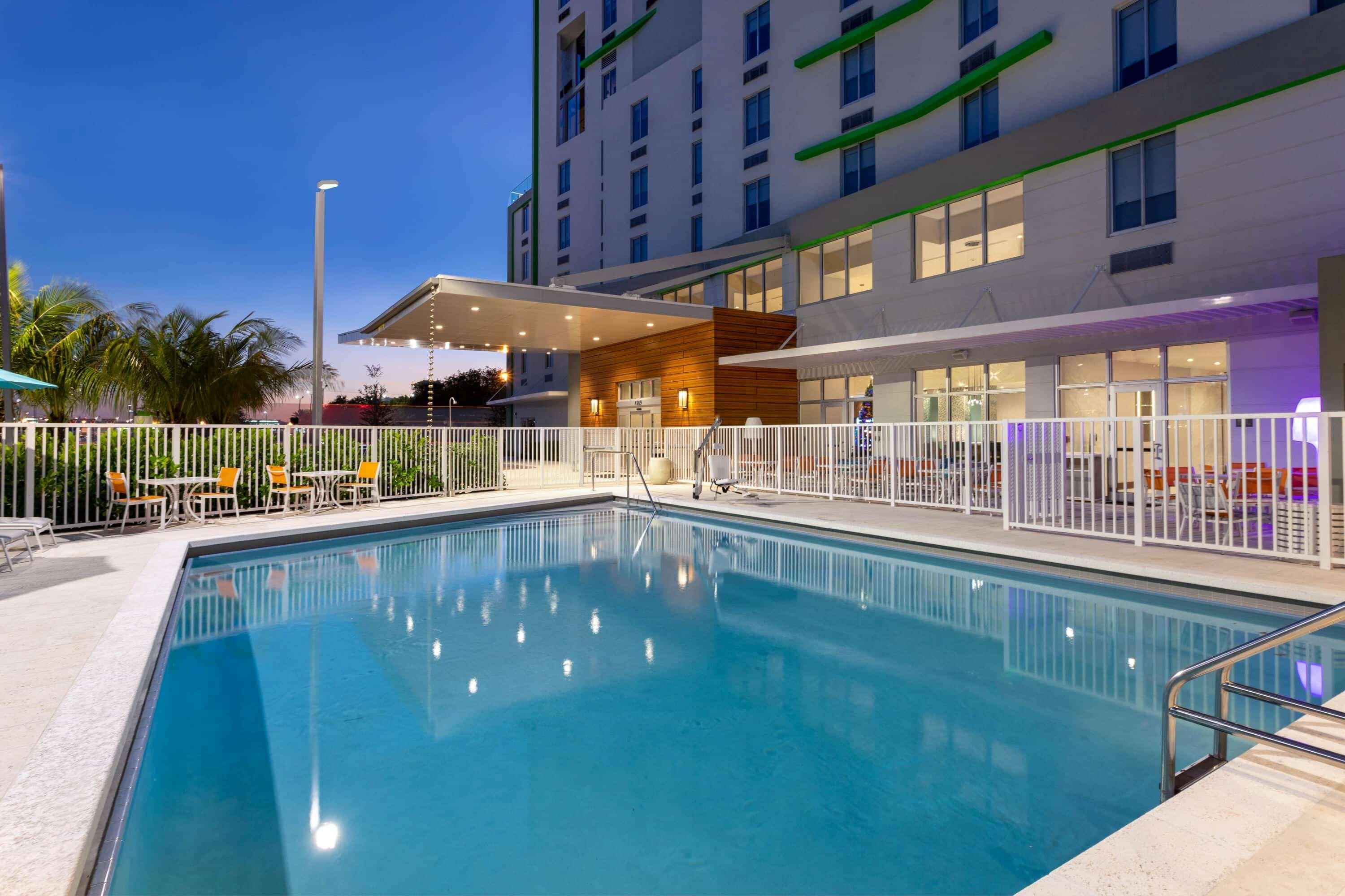 Hotel Wyndham Garden Miami International Airport Miami Springs Exterior foto