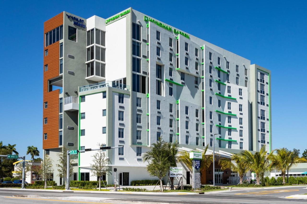 Hotel Wyndham Garden Miami International Airport Miami Springs Exterior foto